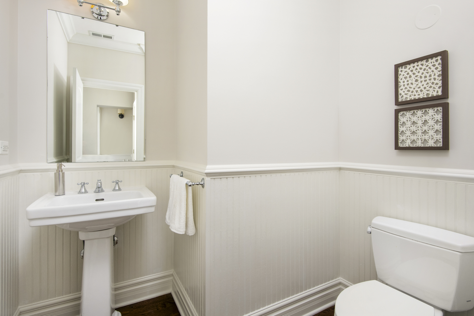 2446 North Racine Avenue, Unit 2 Chicago, IL 60614 - Photo 17 of 21