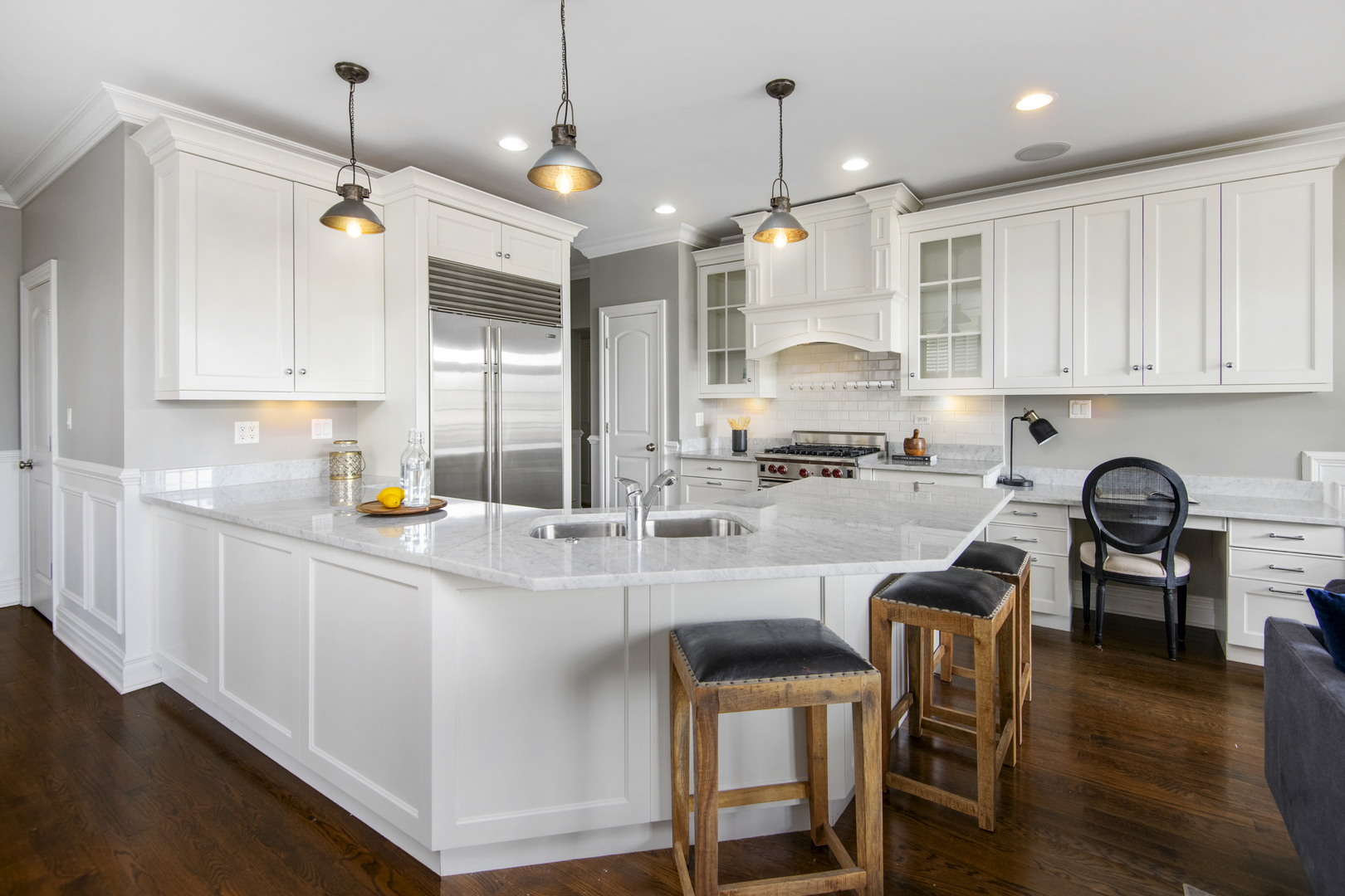 2446 North Racine Avenue, Unit 2 Chicago, IL 60614 - Photo 7 of 21