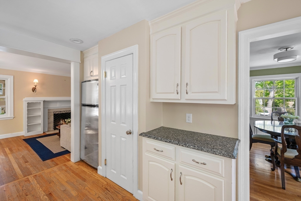 77 Shelton Road Swampscott, MA 01907 - Photo 19 of 40