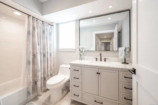 $520,000 | 977 Heritage Village, Unit B, Southbury, CT 06488