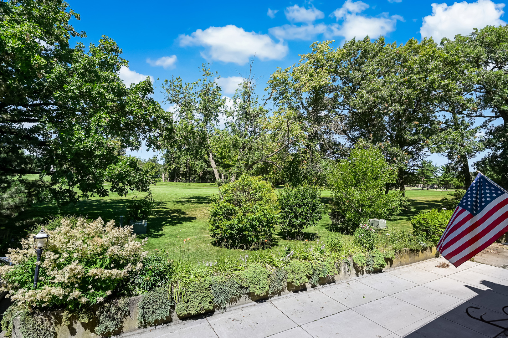 1640 Royal Oak Road, Unit 4 Darien, IL 60561 - Photo 11 of 20 Gallery Image 11
