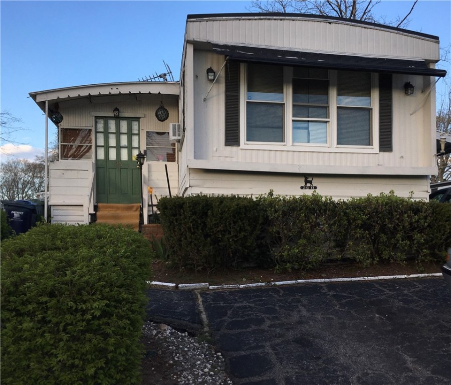 25 Lane B Coventry, RI 02816 - Photo 1 of 6 Gallery Image 1