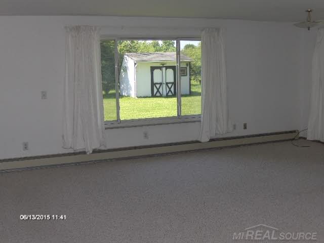 7404 Cardinal Road Lexington, MI 48450 - Photo 3 of 11 31247051-2.JPG