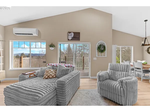 $675,000 | 1118 South 11th Street, Coos Bay, OR 97420