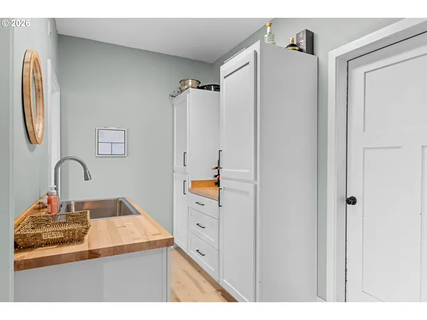 $675,000 | 1118 South 11th Street, Coos Bay, OR 97420