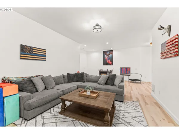 $675,000 | 1118 South 11th Street, Coos Bay, OR 97420