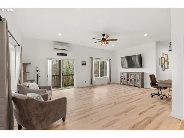 $675,000 | 1118 South 11th Street, Coos Bay, OR 97420