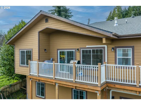 $675,000 | 1118 South 11th Street, Coos Bay, OR 97420