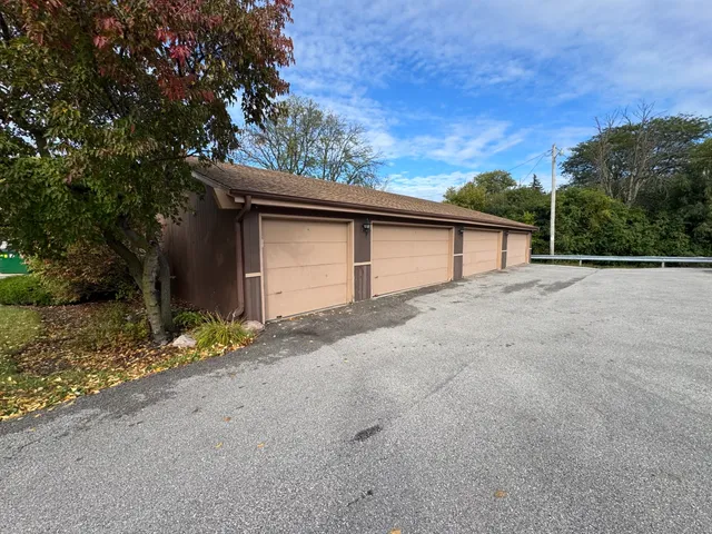 $79,900 | 2650 South 60th Street, Unit 11, Milwaukee, WI 53219