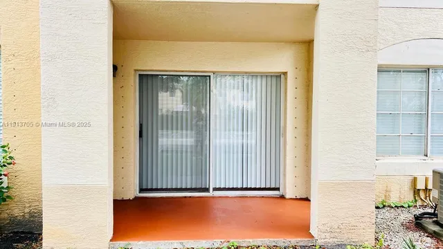 a view of outdoor space