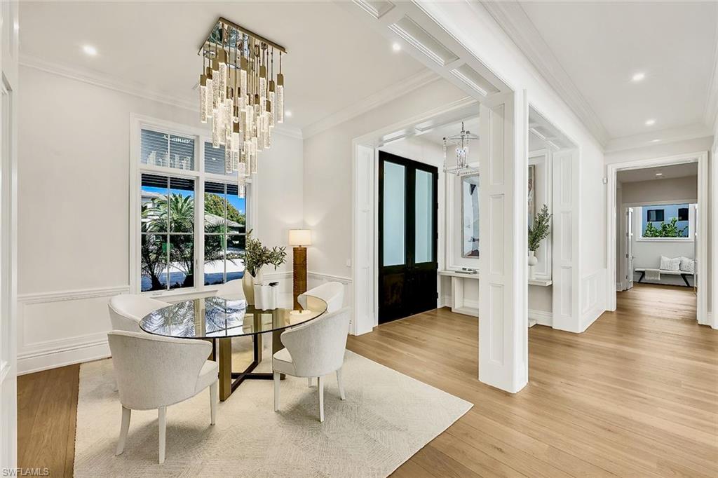 788 Riviera Drive Naples, FL 34103 - Photo 12 of 48