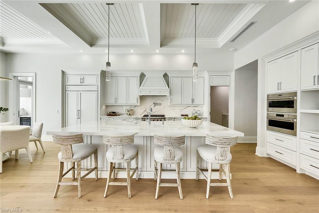 788 Riviera Drive Naples, FL 34103 - Photo 18 of 48