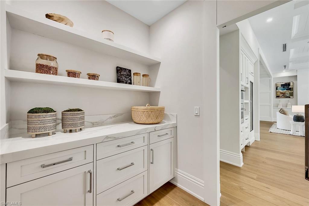 788 Riviera Drive Naples, FL 34103 - Photo 19 of 48