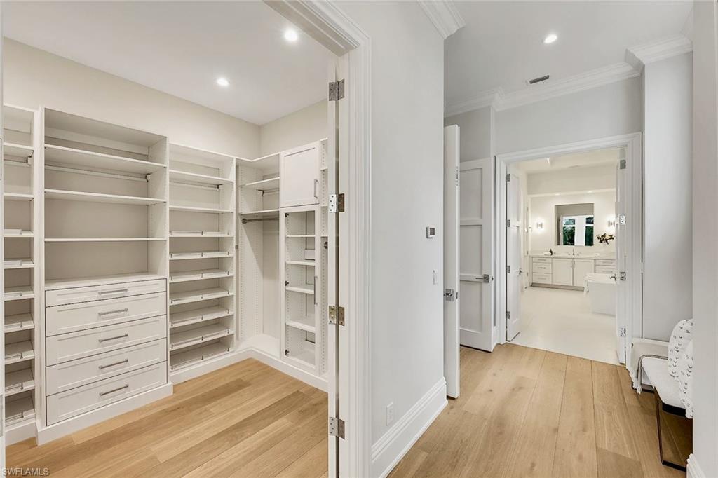 788 Riviera Drive Naples, FL 34103 - Photo 25 of 48