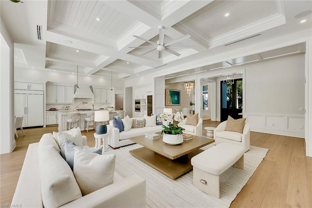 788 Riviera Drive Naples, FL 34103 - Photo 7 of 48