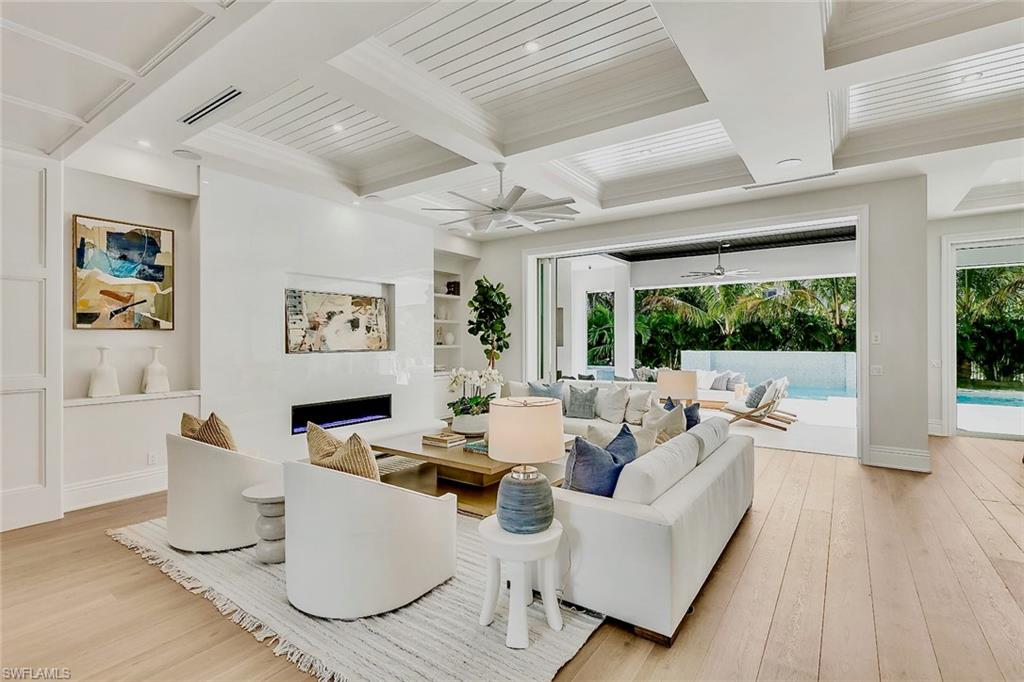 788 Riviera Drive Naples, FL 34103 - Photo 9 of 48