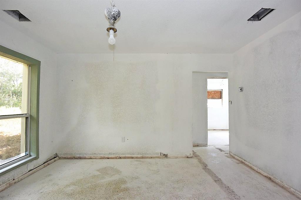 2810 Van Buren Street Inverness, FL 34453 - Photo 15 of 30