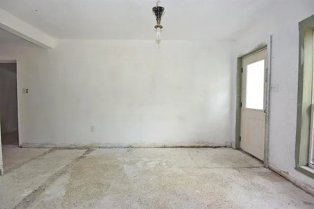 $94,900 | 2810 Van Buren Street, Inverness, FL 34453