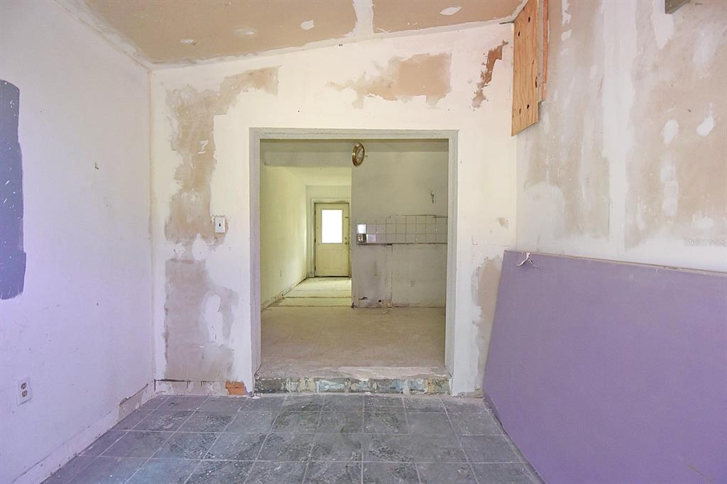 2810 Van Buren Street Inverness, FL 34453 - Photo 23 of 30