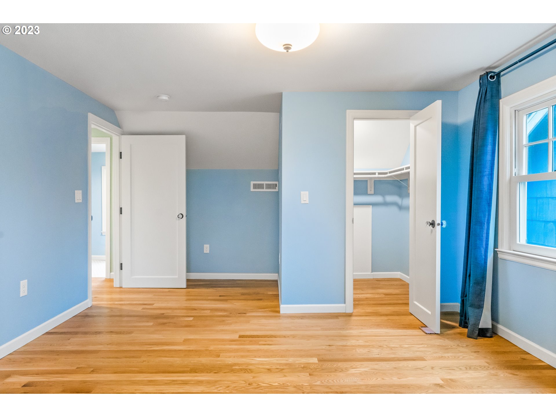 1565 18th Street Northeast Salem, OR 97301 - Photo 26 of 41 a view of an empty room