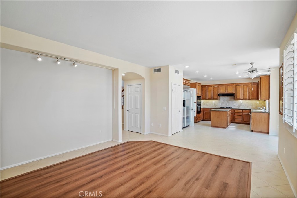 20600 Vercelli Way Porter Ranch, CA 91326 - Photo 13 of 51