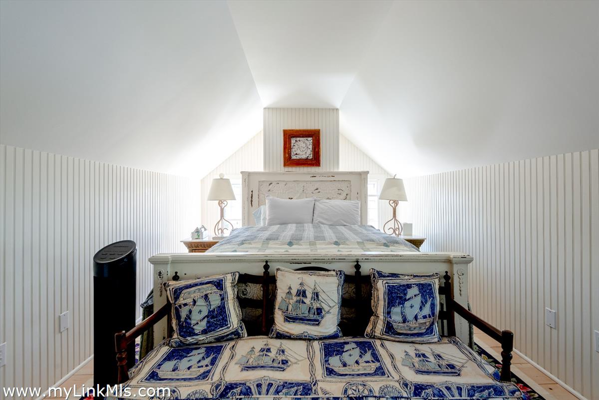 4 Crown Court Nantucket, MA 02554 - Photo 26 of 66