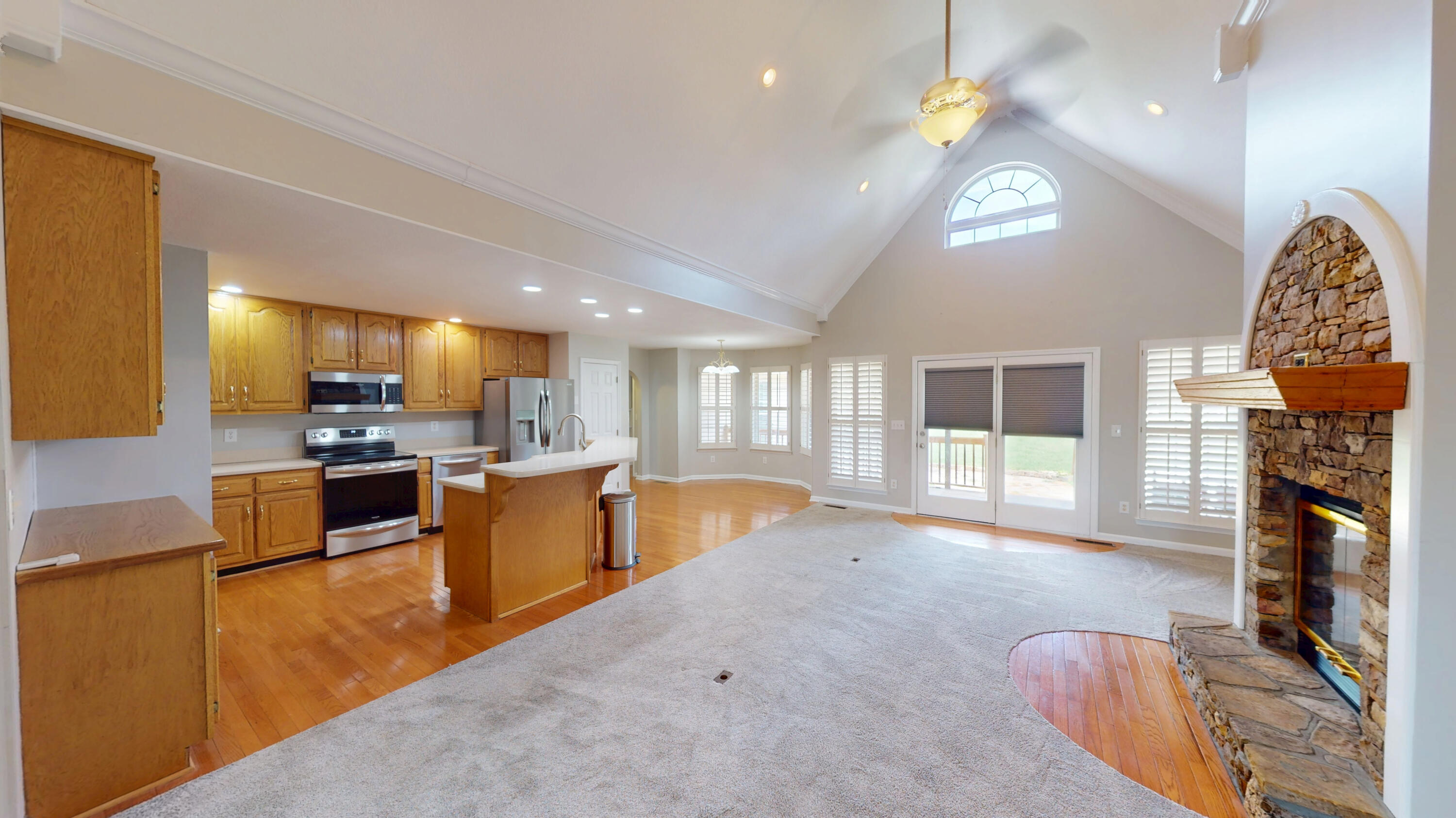799 Riverbend Drive Dayton, TN 37321 - Photo 9 of 40 7-Living Room 1