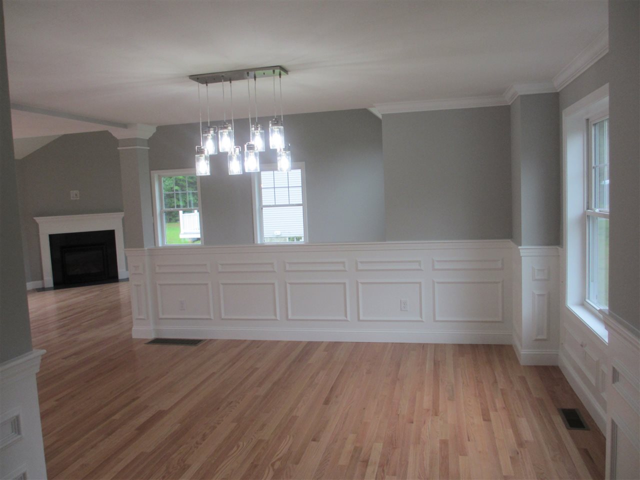 68 Hoit Road Concord, NH 03301 - Photo 2 of 40
