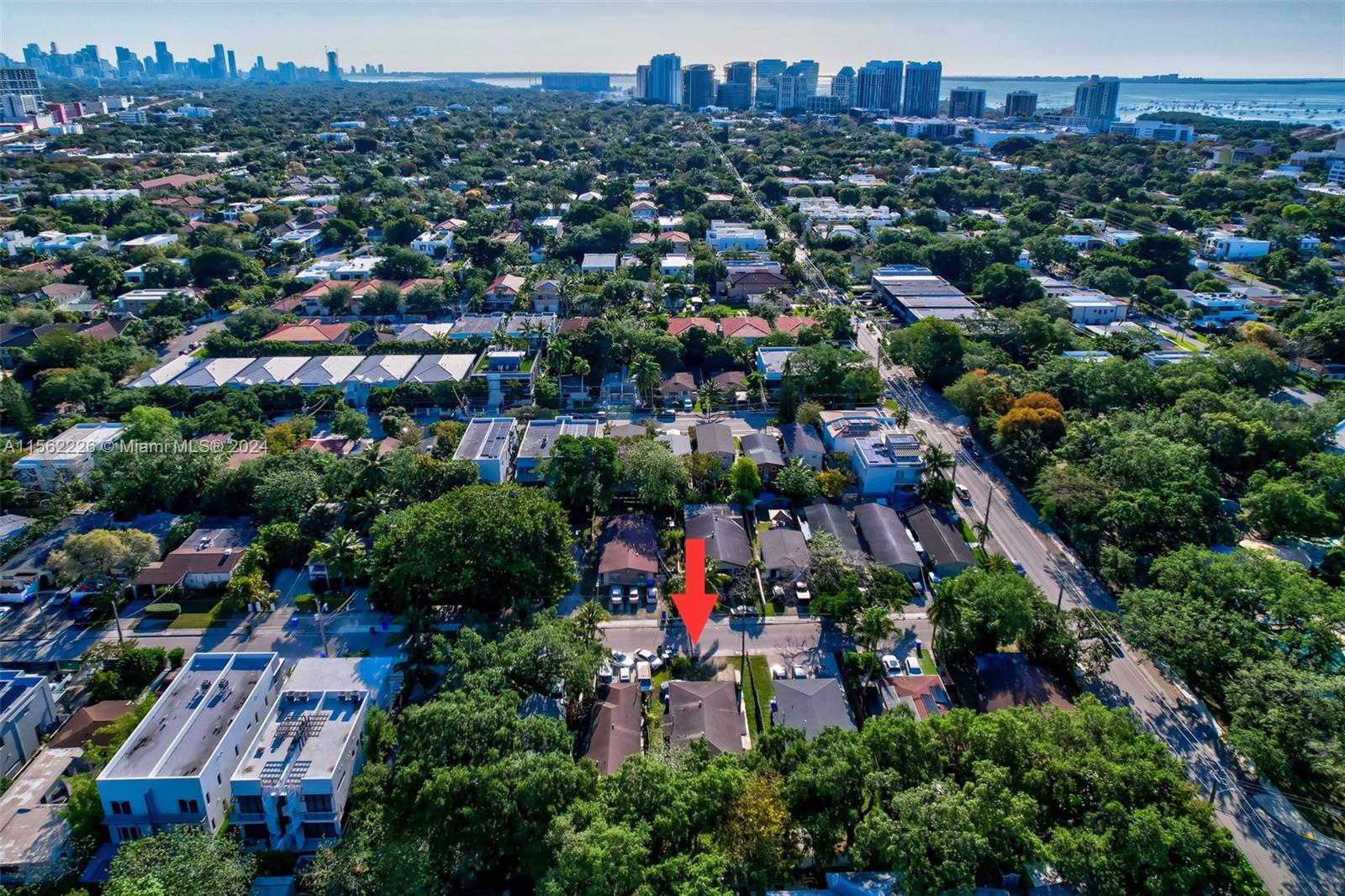 3170 Carter Street Miami, FL 33133 - Photo 11 of 24