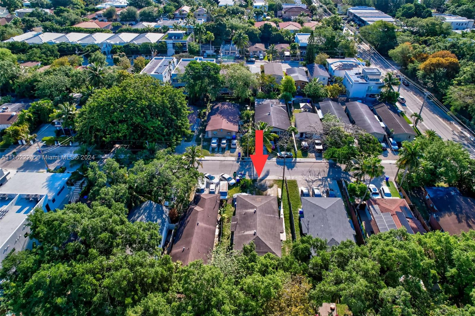 3170 Carter Street Miami, FL 33133 - Photo 12 of 24