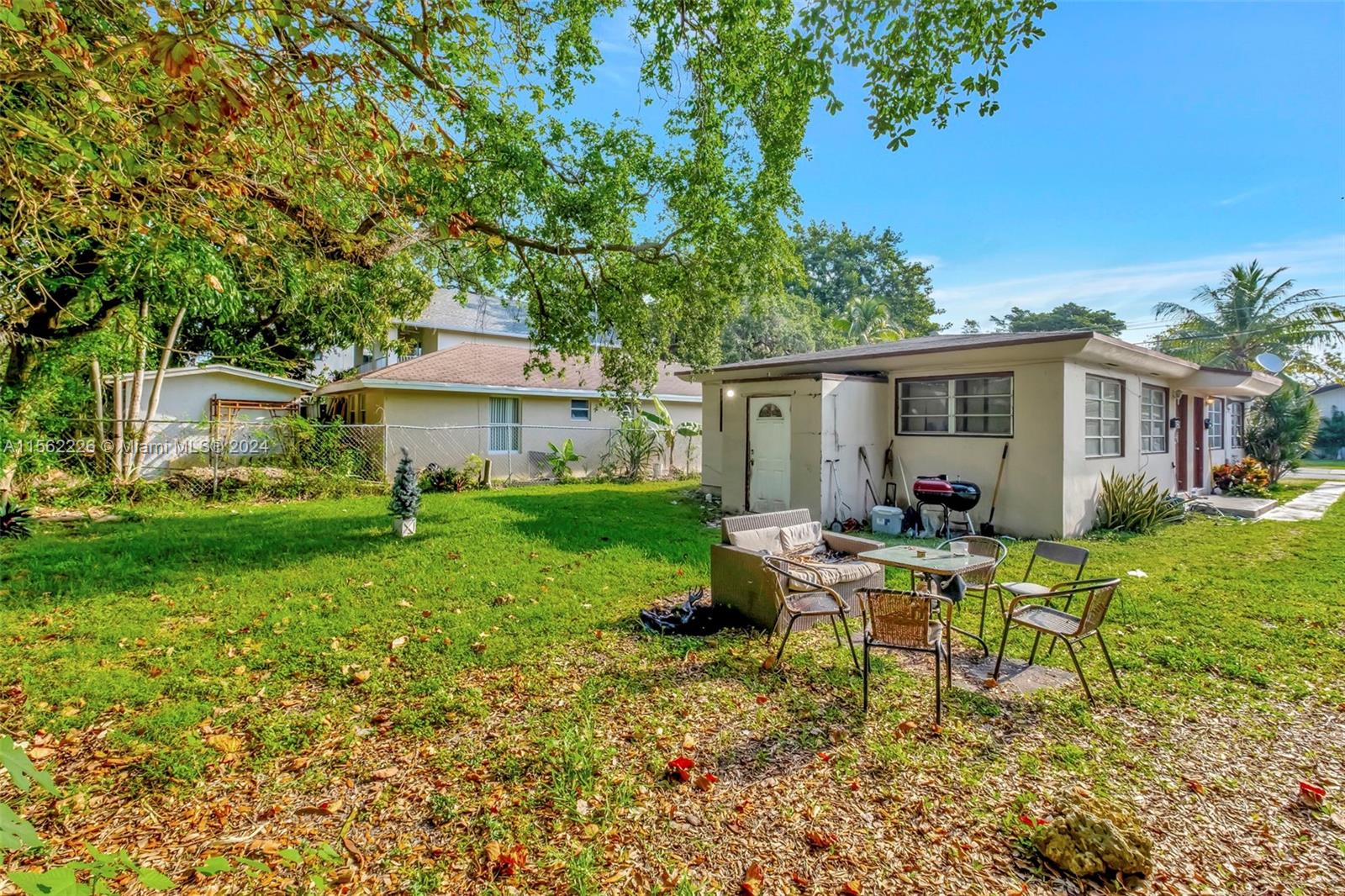 3170 Carter Street Miami, FL 33133 - Photo 20 of 24