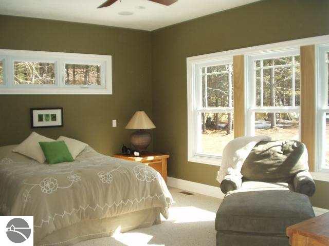 1050 Fisher Road Traverse City, MI 49685 - Photo 12 of 15 1702355-11.JPG
