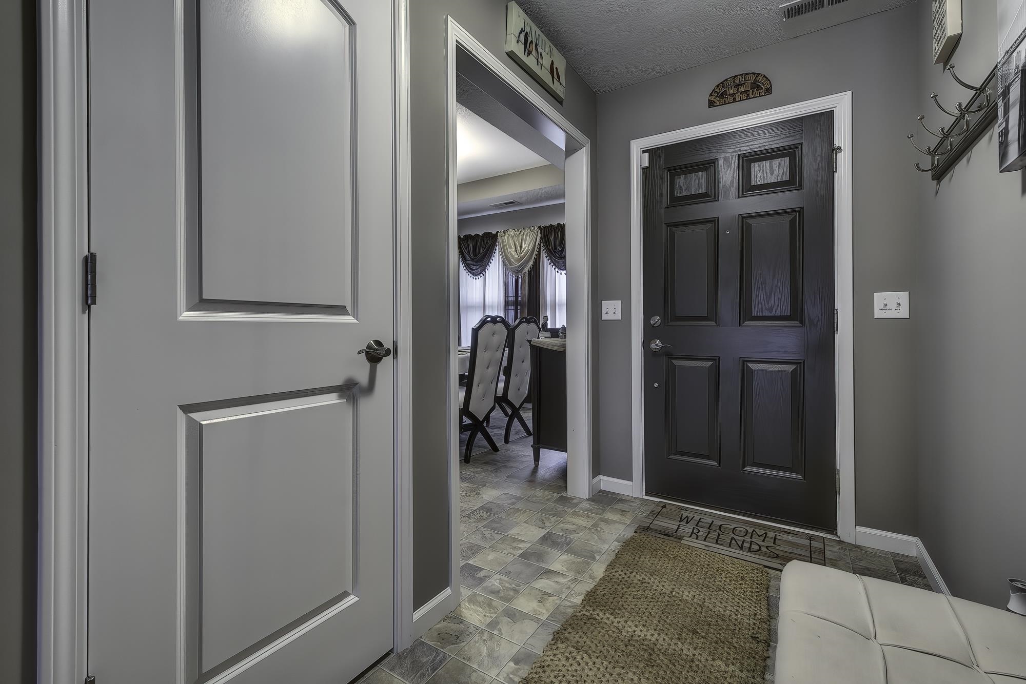 12012 Bozzio Road Fort Wayne, IN 46818 - Photo 6 of 36