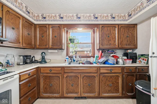 $425,000 | 6286 North 50 East, Fortville, IN 46040