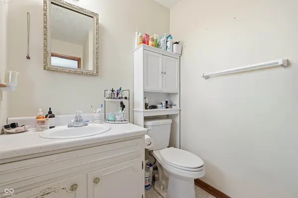 $425,000 | 6286 North 50 East, Fortville, IN 46040