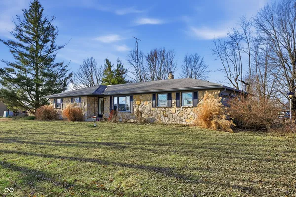 $425,000 | 6286 North 50 East, Fortville, IN 46040