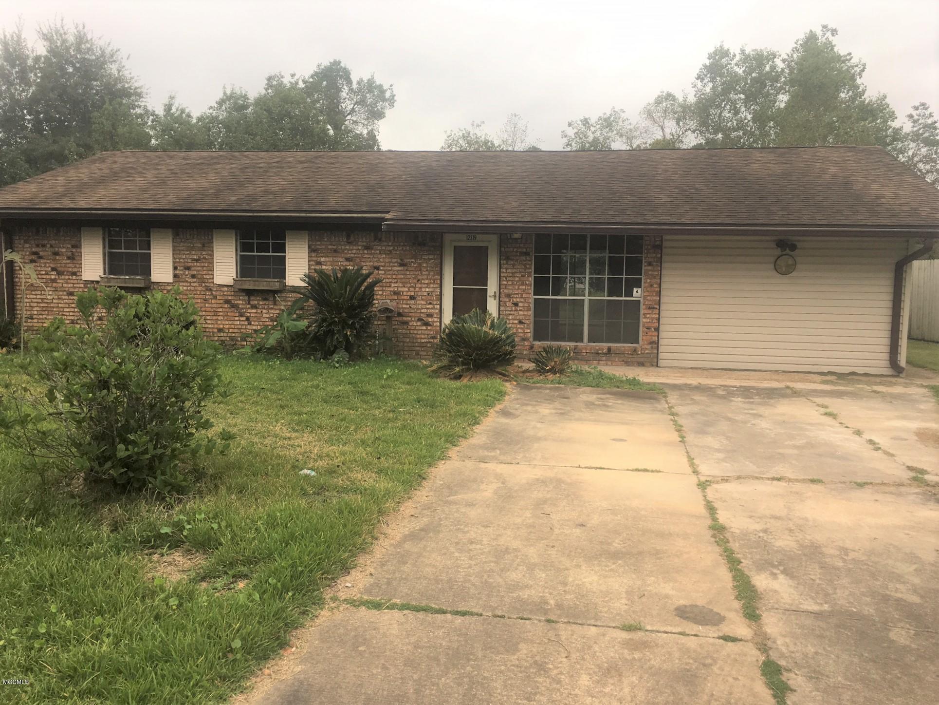 12319 Dedeaux Road Gulfport, MS 39503 - Photo 1 of 14 Front