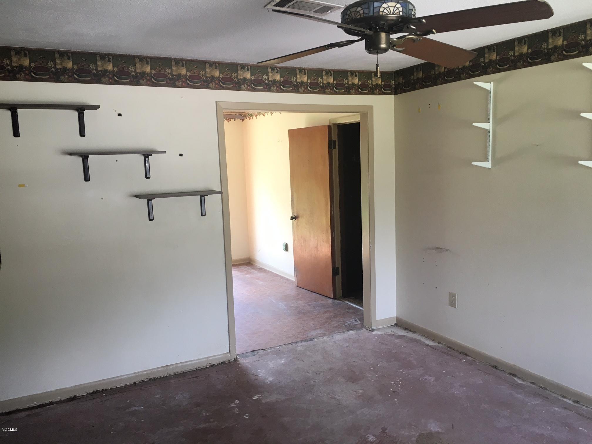 12319 Dedeaux Road Gulfport, MS 39503 - Photo 2 of 14 Den
