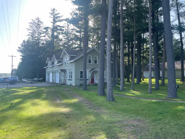 $300,000 | N18776 Highway 141, Pembine, WI 54156