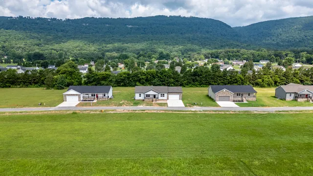 $325,000 | 108 Galloway Airport Road, Dunlap, TN 37327