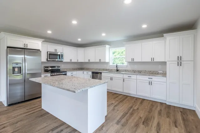 $325,000 | 108 Galloway Airport Road, Dunlap, TN 37327