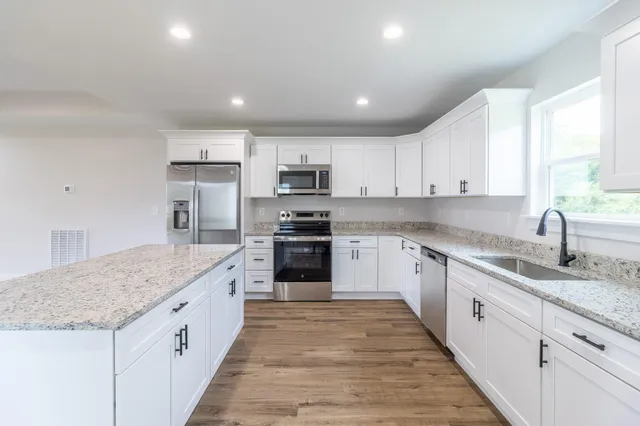 $325,000 | 108 Galloway Airport Road, Dunlap, TN 37327