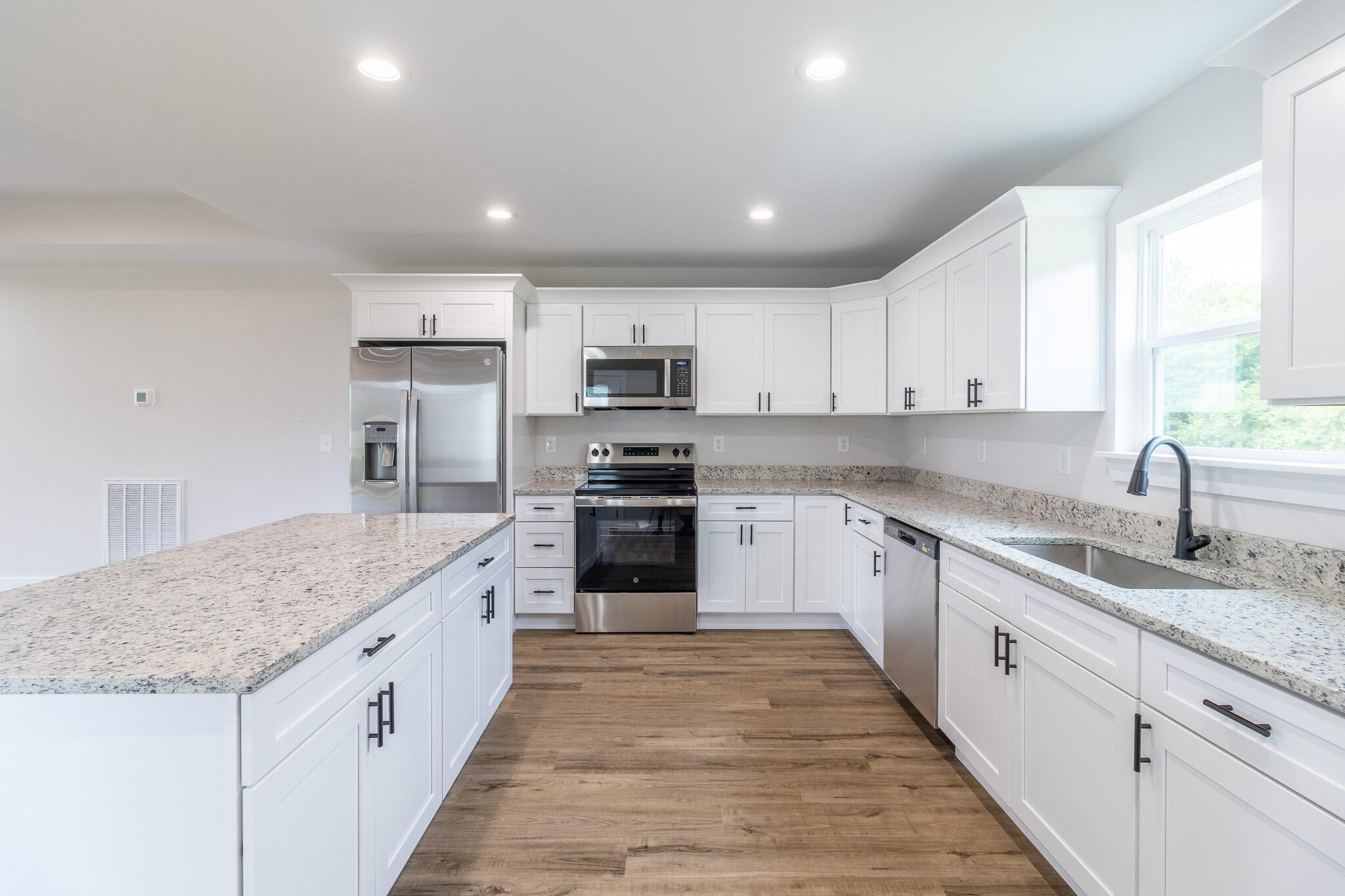 108 Galloway Airport Road Dunlap, TN 37327 - Photo 7 of 25 _MG_2112-HDR