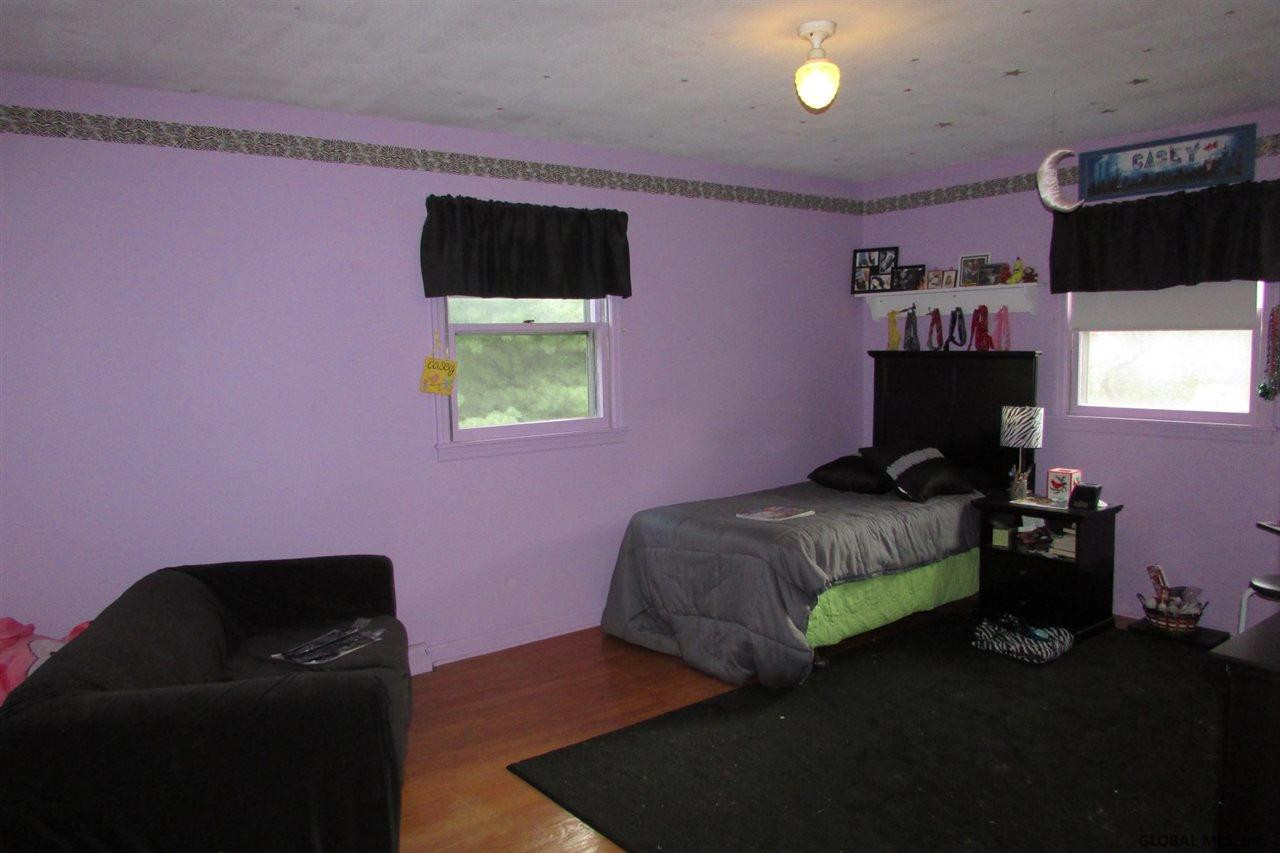 1270 Hempstead Road Niskayuna, NY 12309 - Photo 18 of 25 Photo 18