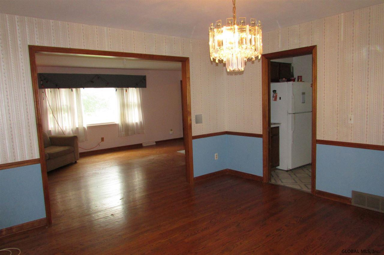 1270 Hempstead Road Niskayuna, NY 12309 - Photo 8 of 25 Photo 8