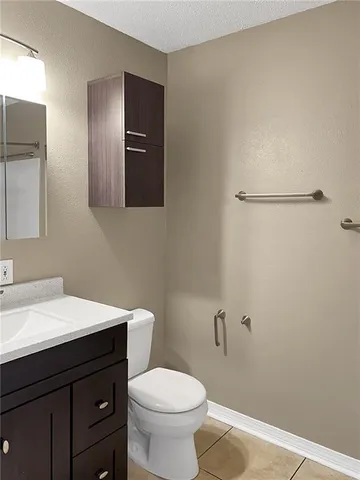 $87,000 | 2201 Houma Boulevard, Unit 310, Metairie, LA 70001