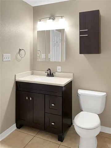 $87,000 | 2201 Houma Boulevard, Unit 310, Metairie, LA 70001