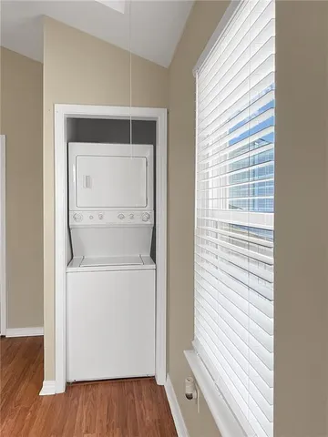 $87,000 | 2201 Houma Boulevard, Unit 310, Metairie, LA 70001