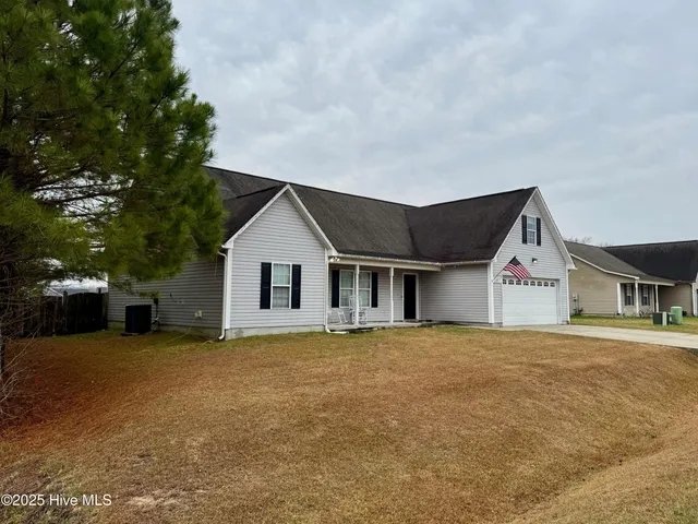 $285,000 | 107 Killis Boulevard, Richlands, NC 28574