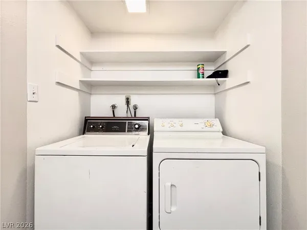 $1,200 | 4034 Gold Coast Drive, Las Vegas, NV 89121